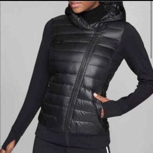 Athleta Half Quilted Hooded Sweatshirt Jacket Black XS Womens Puffer Down Filled
